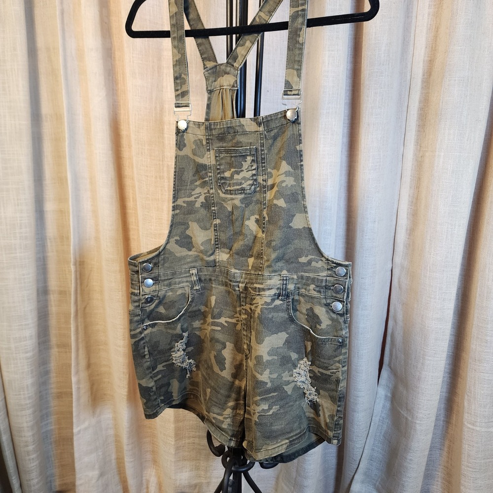 American Bazi Womens 1X Camo Distressed Denim Shortalls Overalls